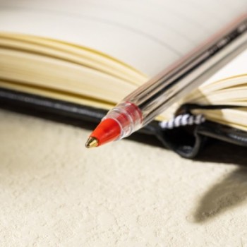 Stylo a Bille Deli EQ4-RD 1 mm Rouge